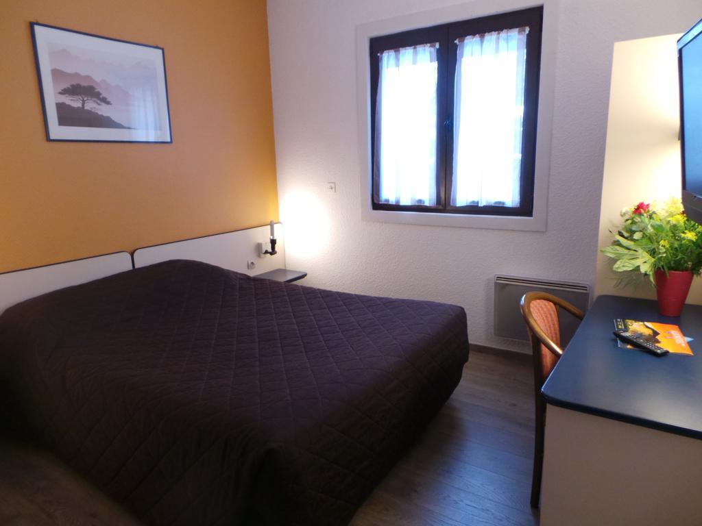 Logis Albhotel Grill Alby-sur-Cheran Room photo