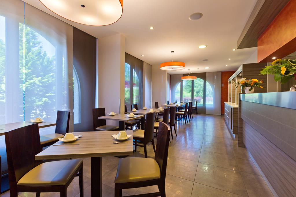 Logis Albhotel Grill Alby-sur-Cheran Exterior photo